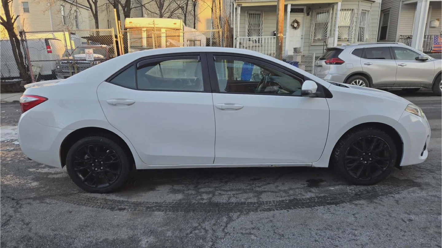 White 2016 Toyota Corolla Sedan S special Edition 4D Sedan - photo 4