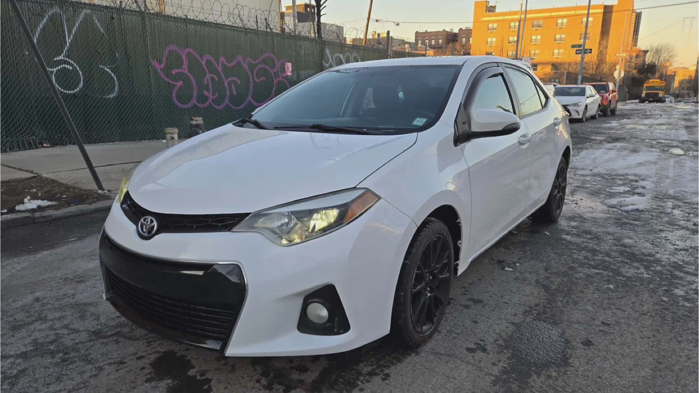 White 2016 Toyota Corolla Sedan S special Edition 4D Sedan - photo 3