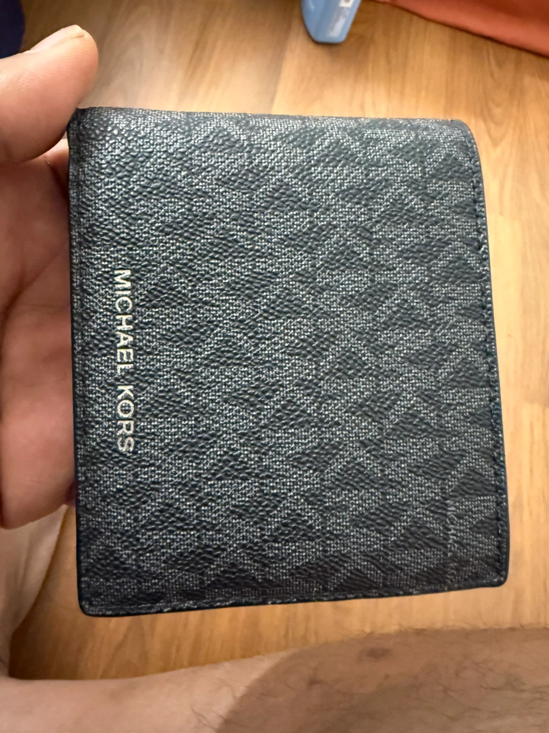 Michael Kors Bi-Fold Wallet