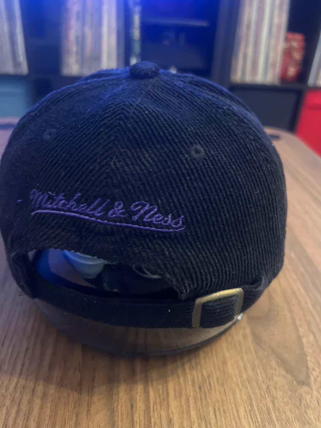 Mitchell & Ness Los Angeles Lakers Corduroy Hat - photo 3