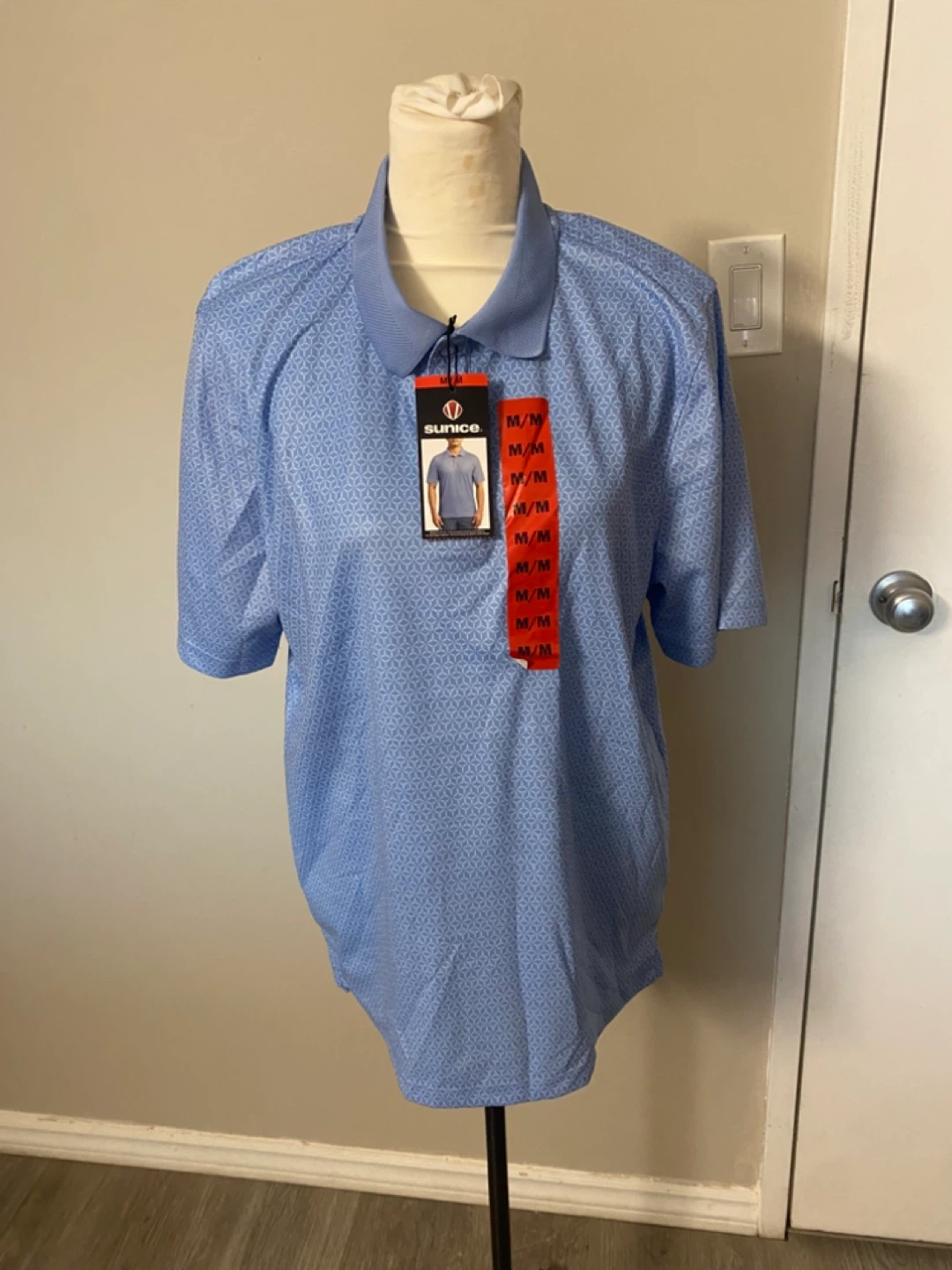 BNWT Sunice Men's Blue Geometric Polo Shirt - Size Medium
