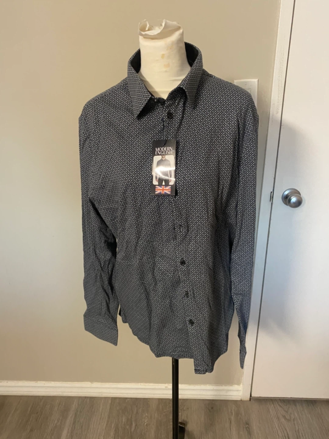 BNWT Kirkland Signature Long Sleeve Shirt