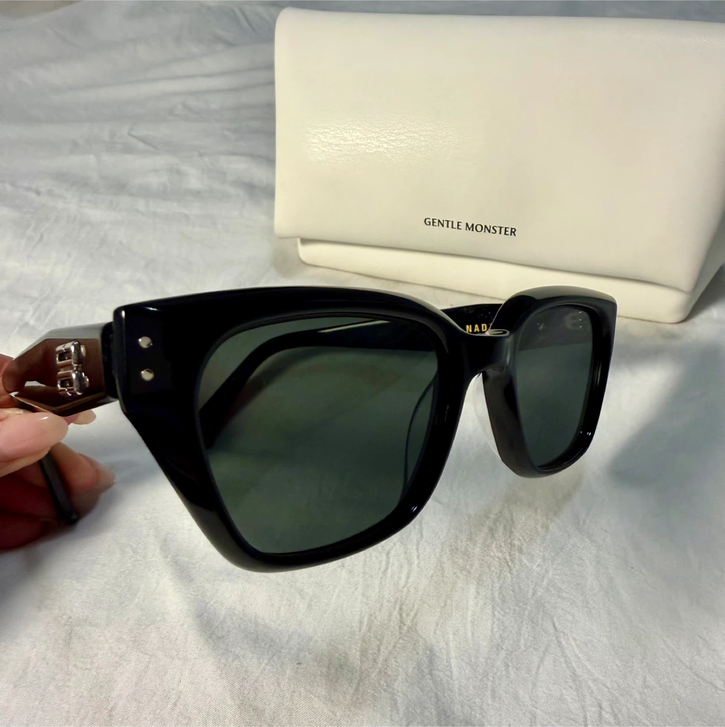 GENTLE MONSTER NADA Sunglasses - Black