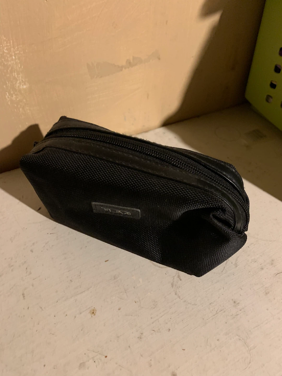 🧡 Tumi Black Travel Case Pouch