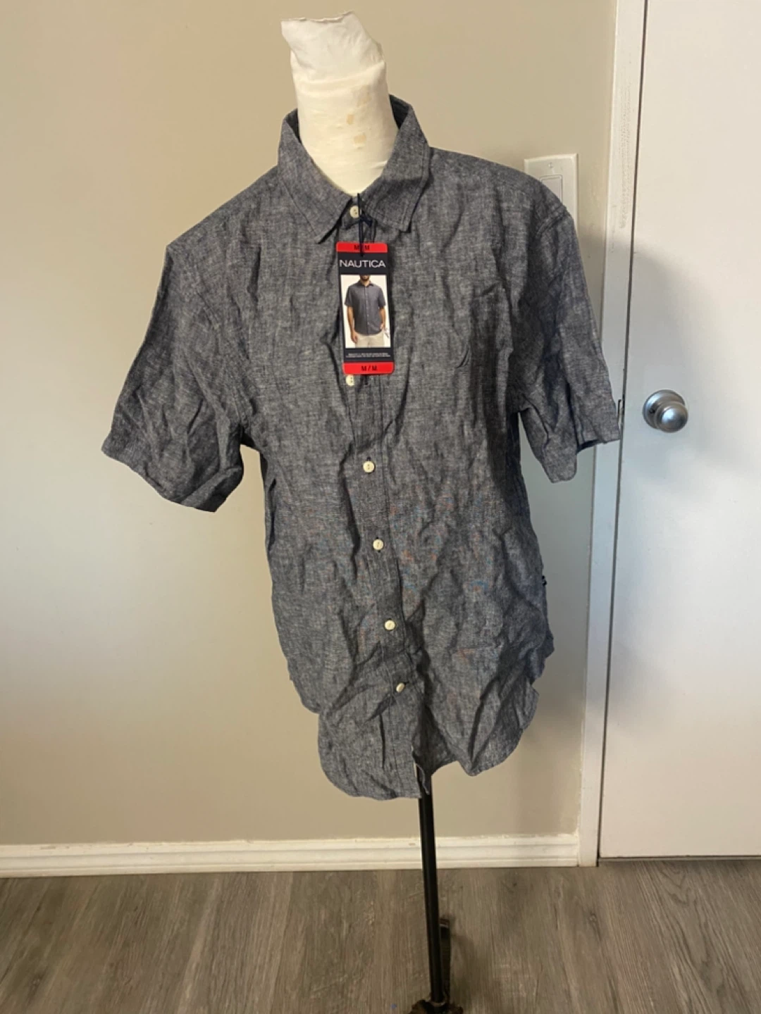 BNWT Nautica Men's Short Sleeve Button-Up Shirt