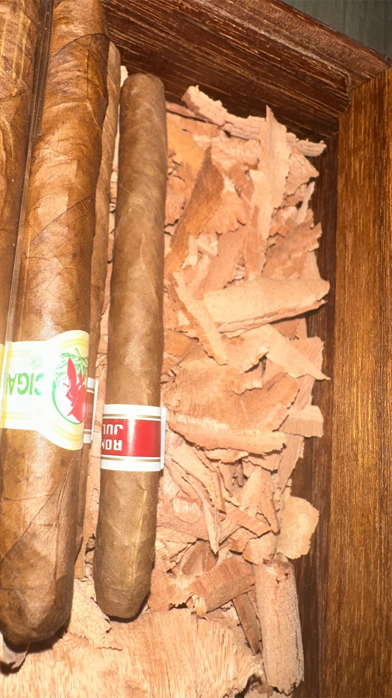 Cedar Sandust for Humidors - photo 3