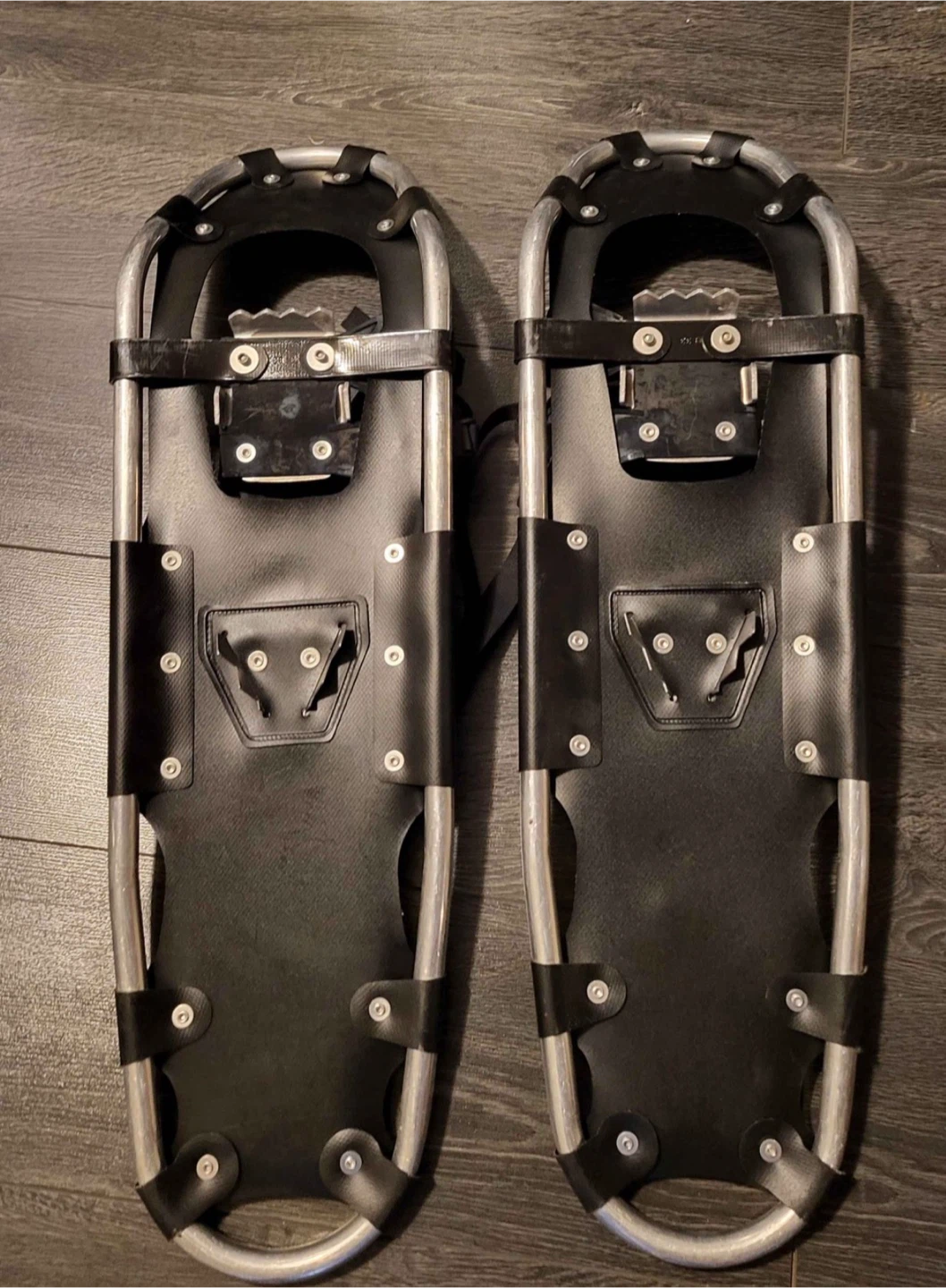 2 pairs of Atlas Snowshoes- almost new - photo 4