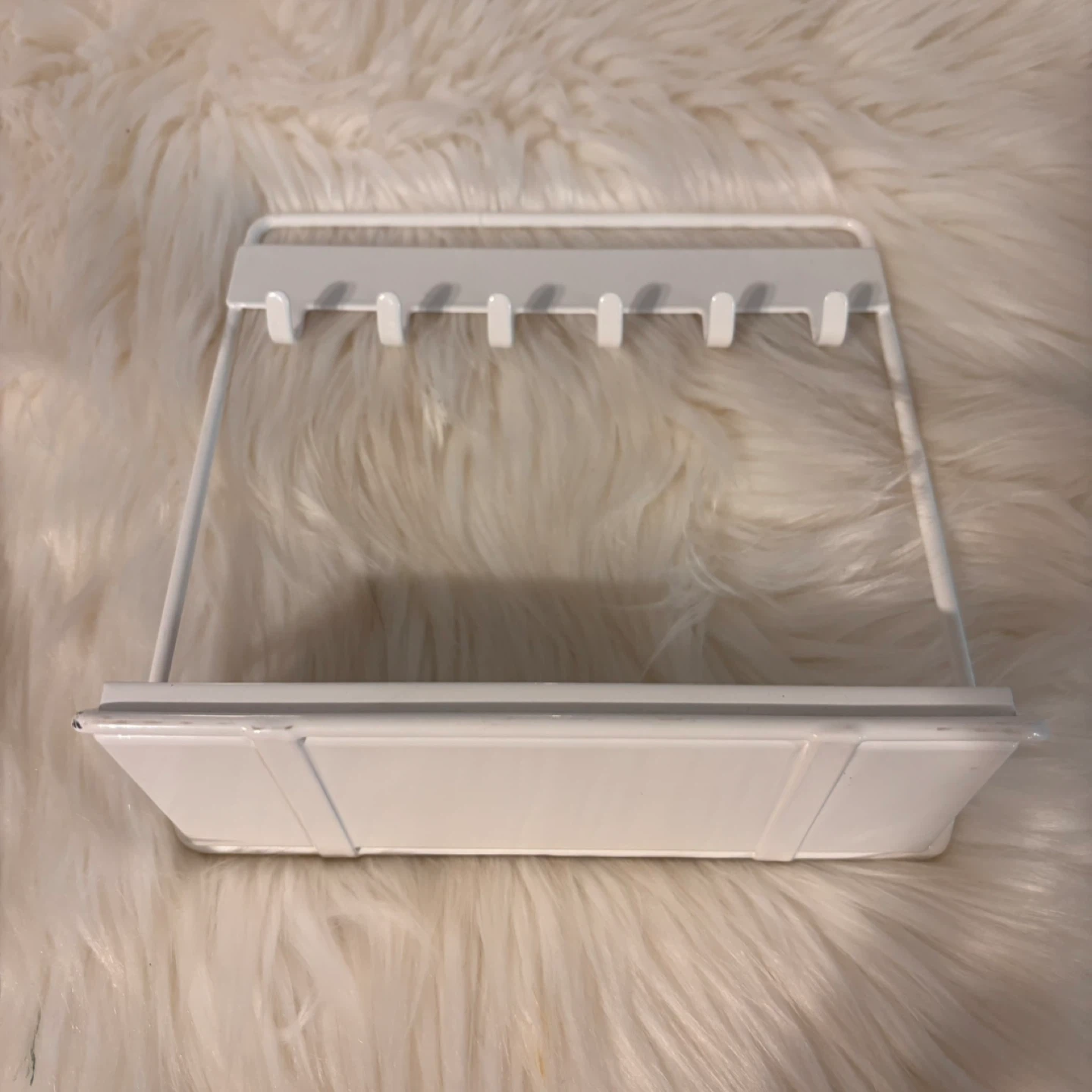 White Metal Key Holder with Tray GUC - photo 2