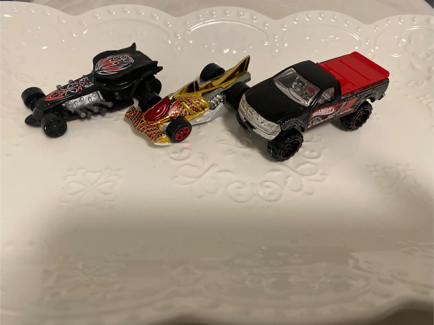 3 Hot Wheels Diecast Mini Cars