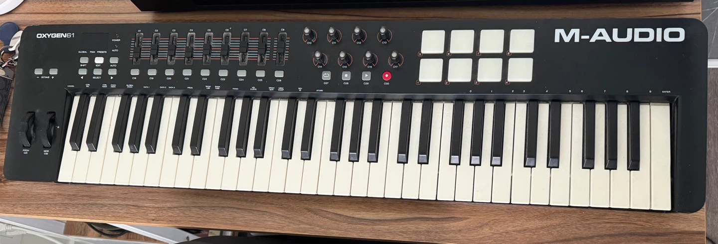M-AUDIO Oxygen 61 Midi Controller Keyboard