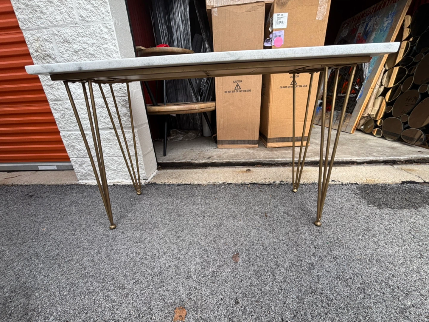 Real whit Marble Top Console Table with Gold Legs - photo 2