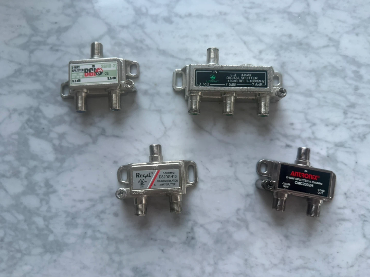 4 Assorted Satellite TV Signal Splitters - photo 2