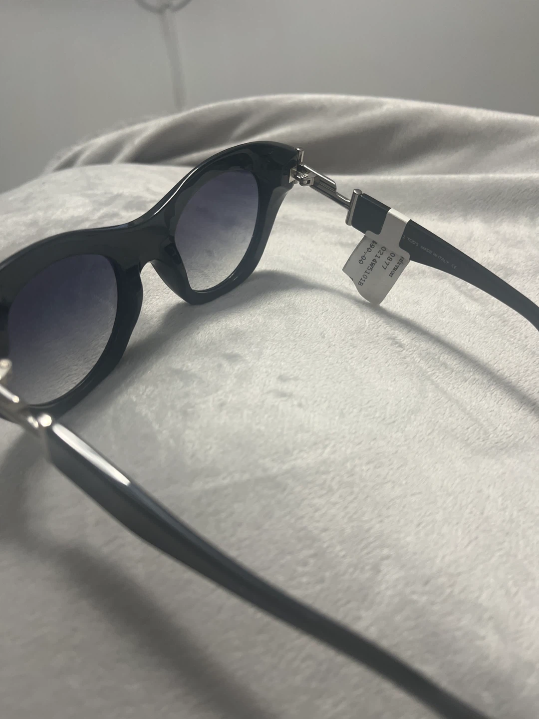 TOD'S Black Cat-Eye Sunglasses - photo 3
