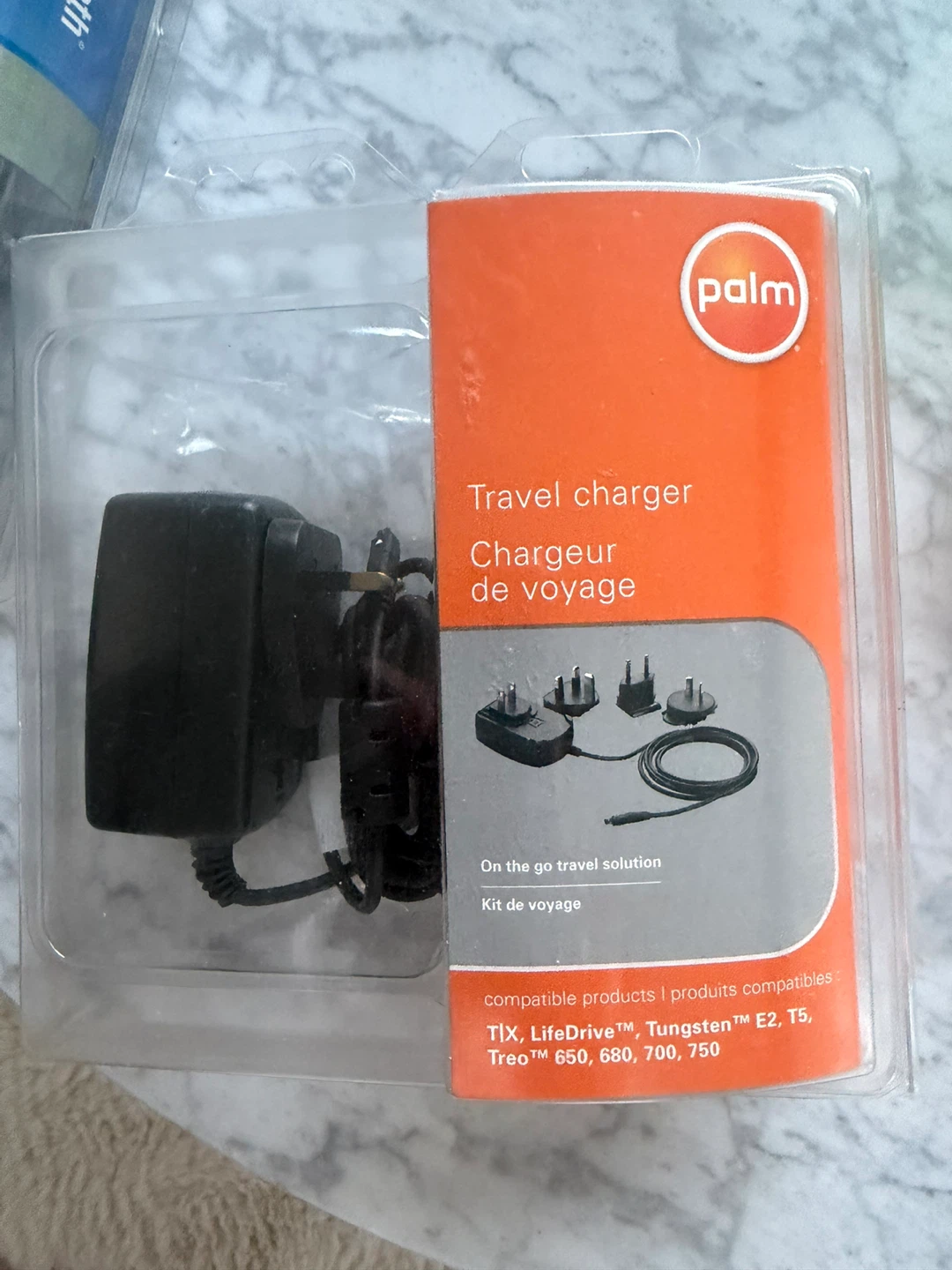 Palm Travel Charger - photo 2