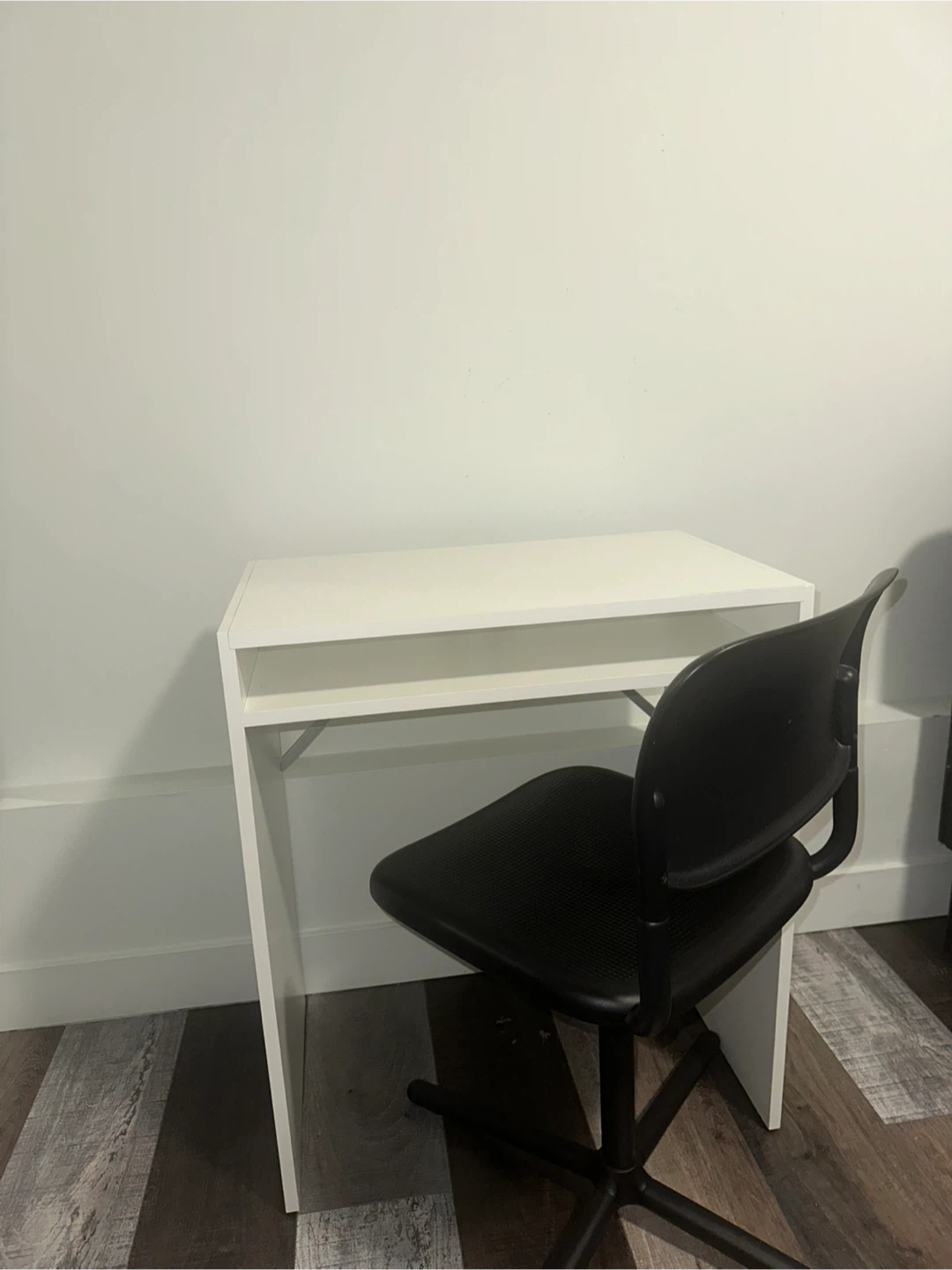 Desk and Chair Set - photo 4