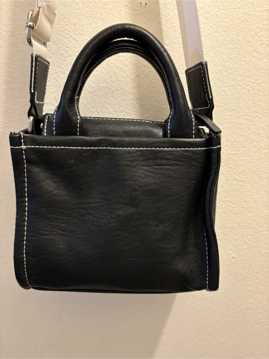NEW Wild Fable Black Mini Top Handle Crossbody Bag - photo 3