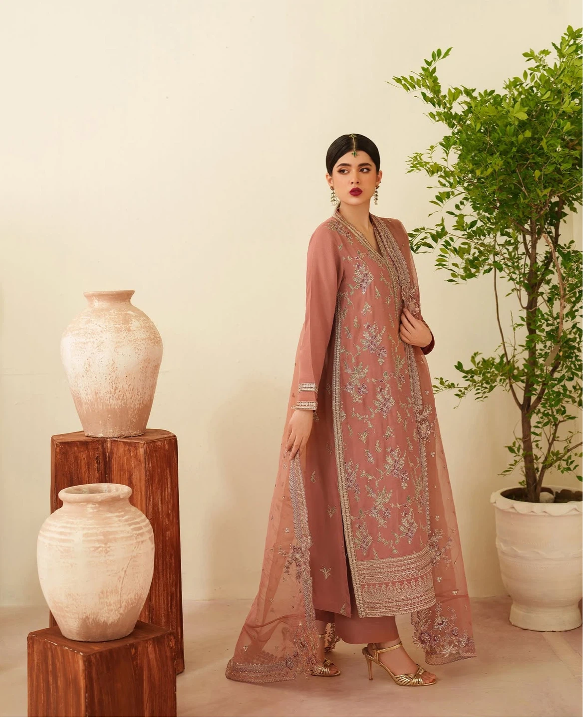 Garnet Embroidered Kurta Shalwar Suit - photo 4
