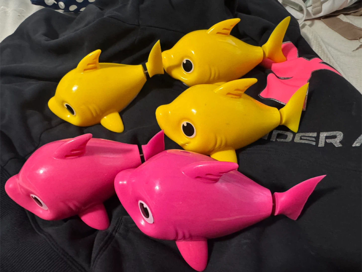 Baby Shark Bath Toys Lot - photo 5