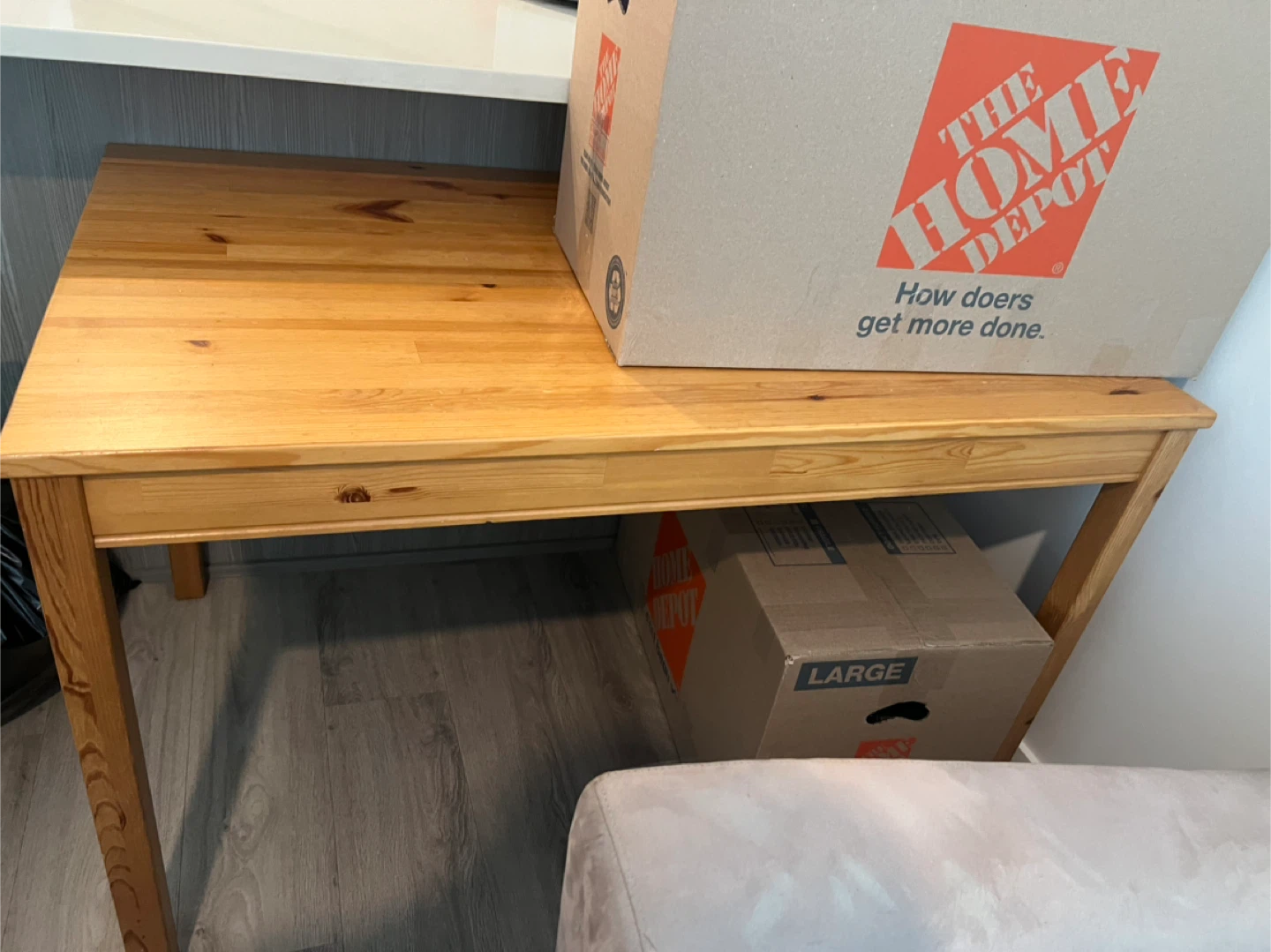 IKEA HÄGERNÄS Table and 4 Chairs, Antique Stain Pine - photo 3