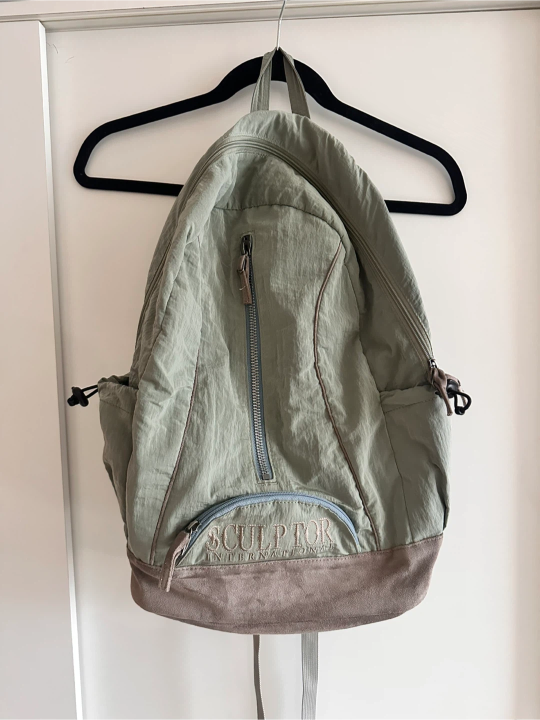 Sculptor Backpack - Sage Green
