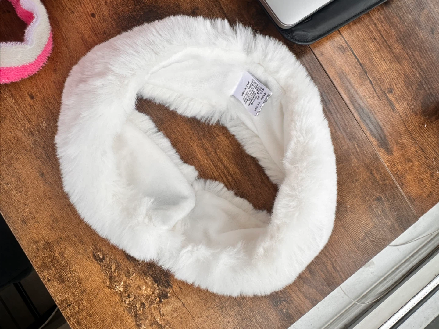 White Faux Fur detachable Cuff Set/ neck warmer - photo 3