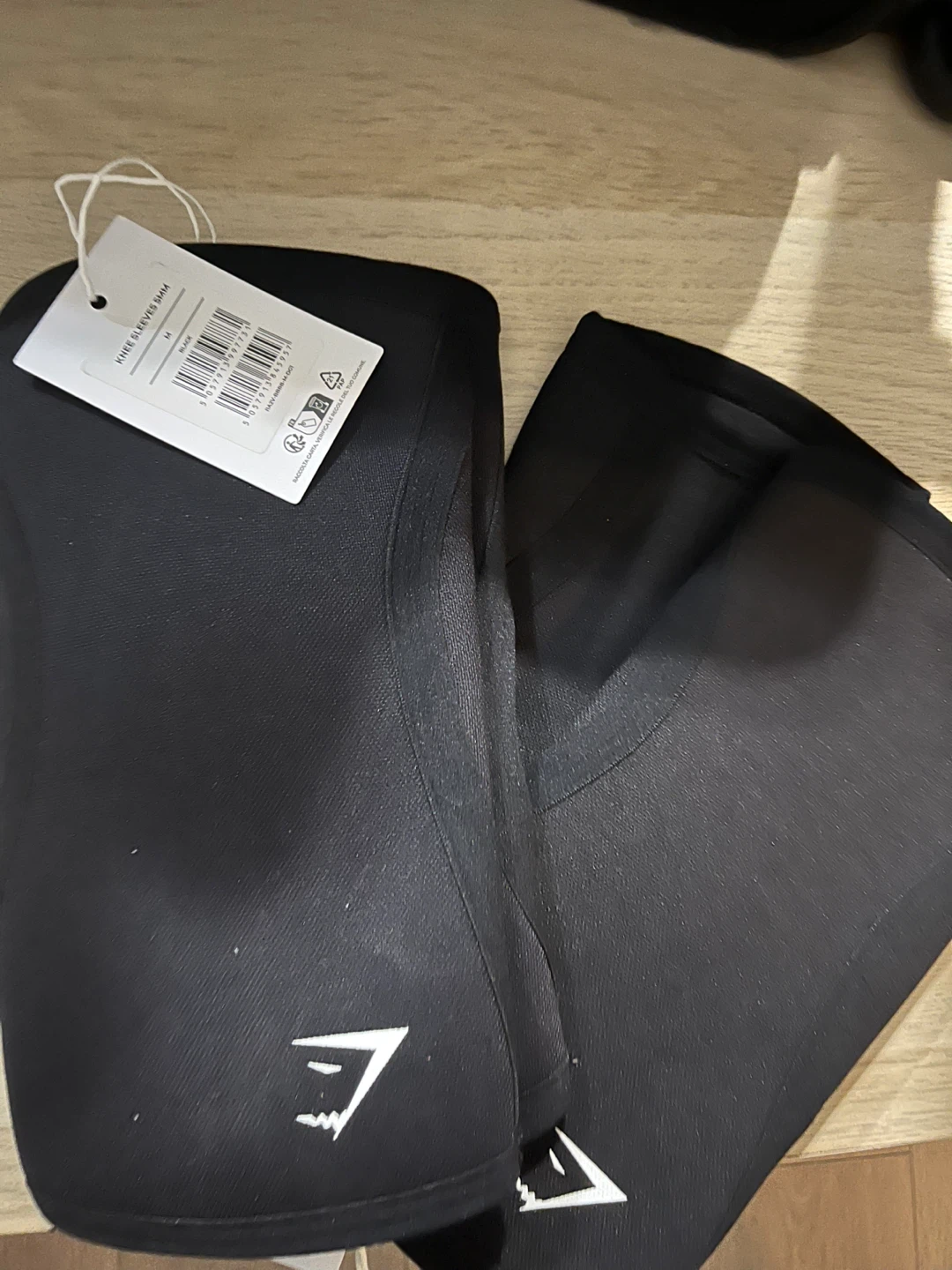 Gymshark 5mm Knee Sleeves - Medium, Black