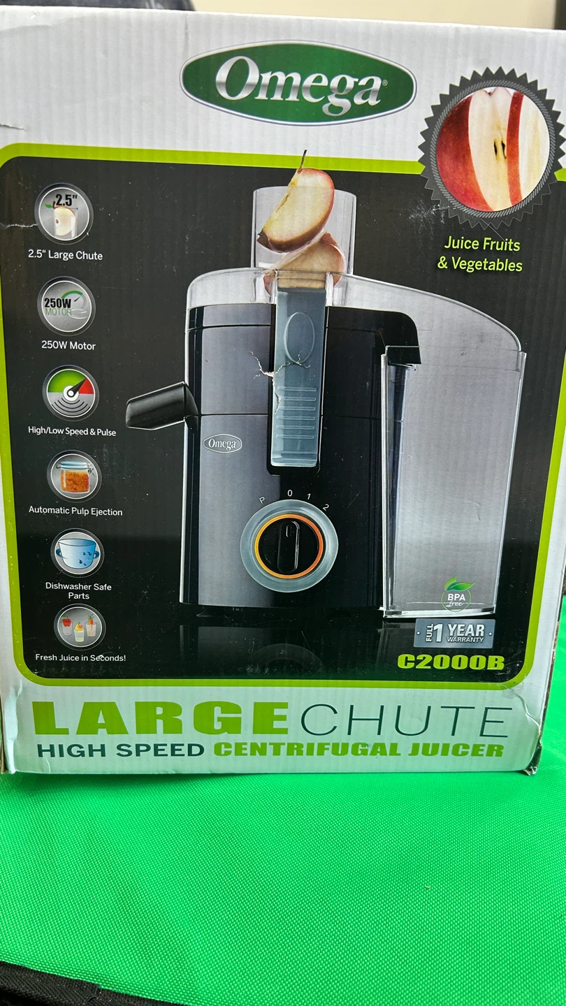 Omega C2000B Large Chute Centrifugal Juicer