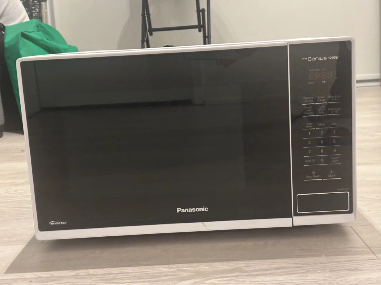 Panasonic Genius 1200W Microwave