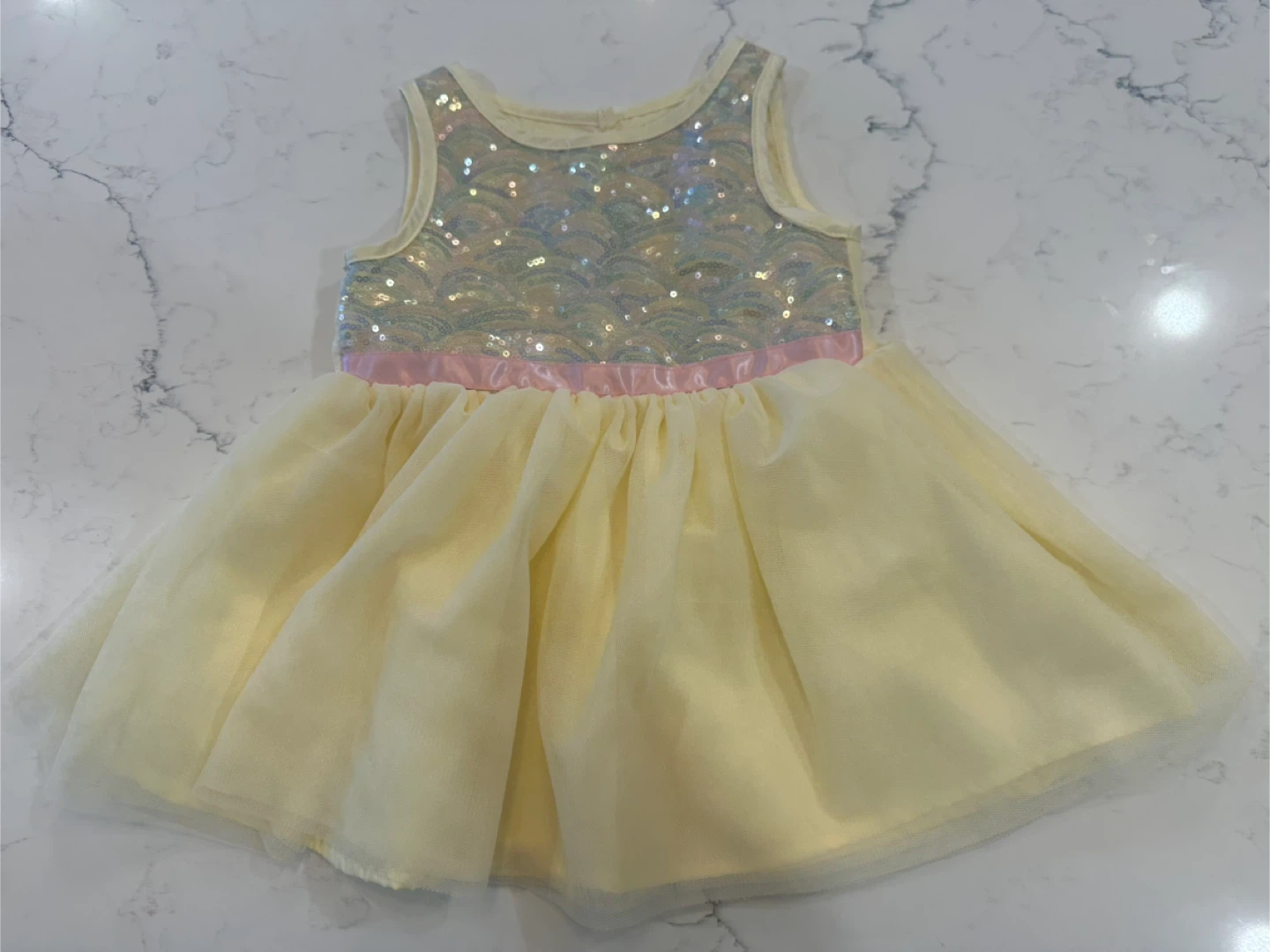 2 Baby Dresses- 6-12 mths - photo 3