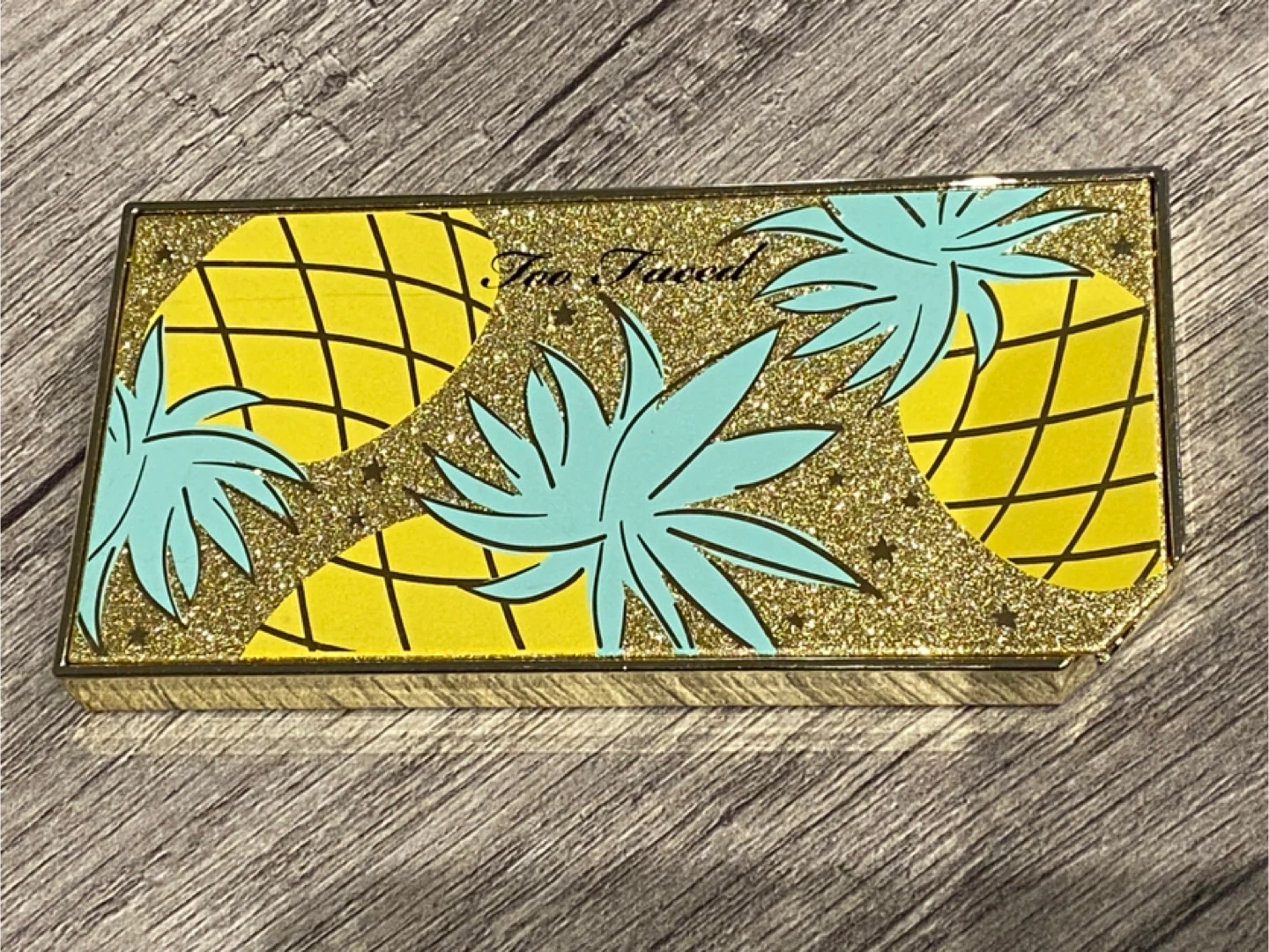 Too Faced Sparkling Pineapple Eye Shadow Palette - photo 2