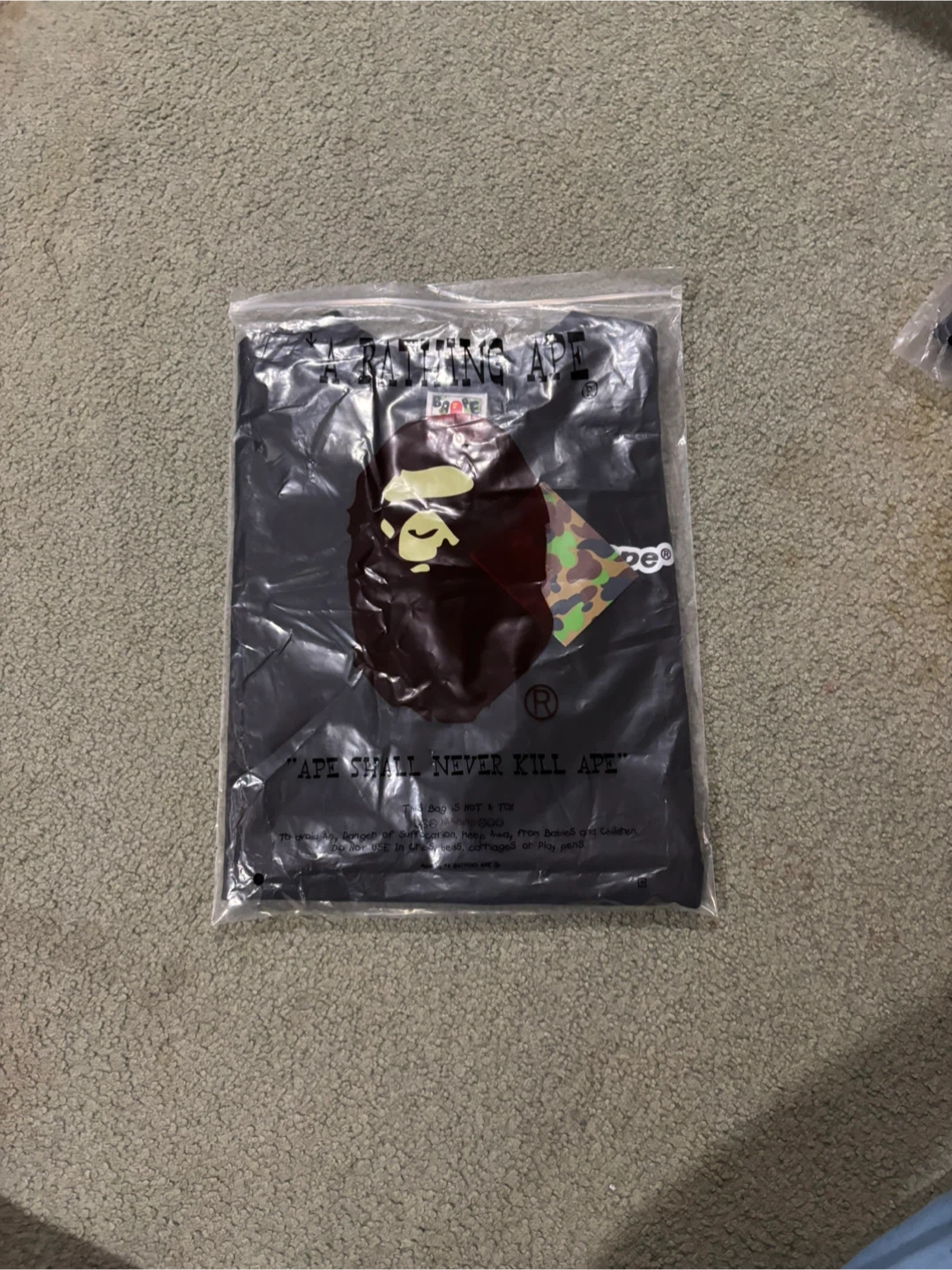Bape graffiti t shirt - photo 3