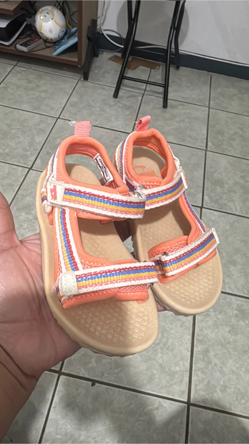 Hermosas sandalias OshKosh 10$ - photo 2