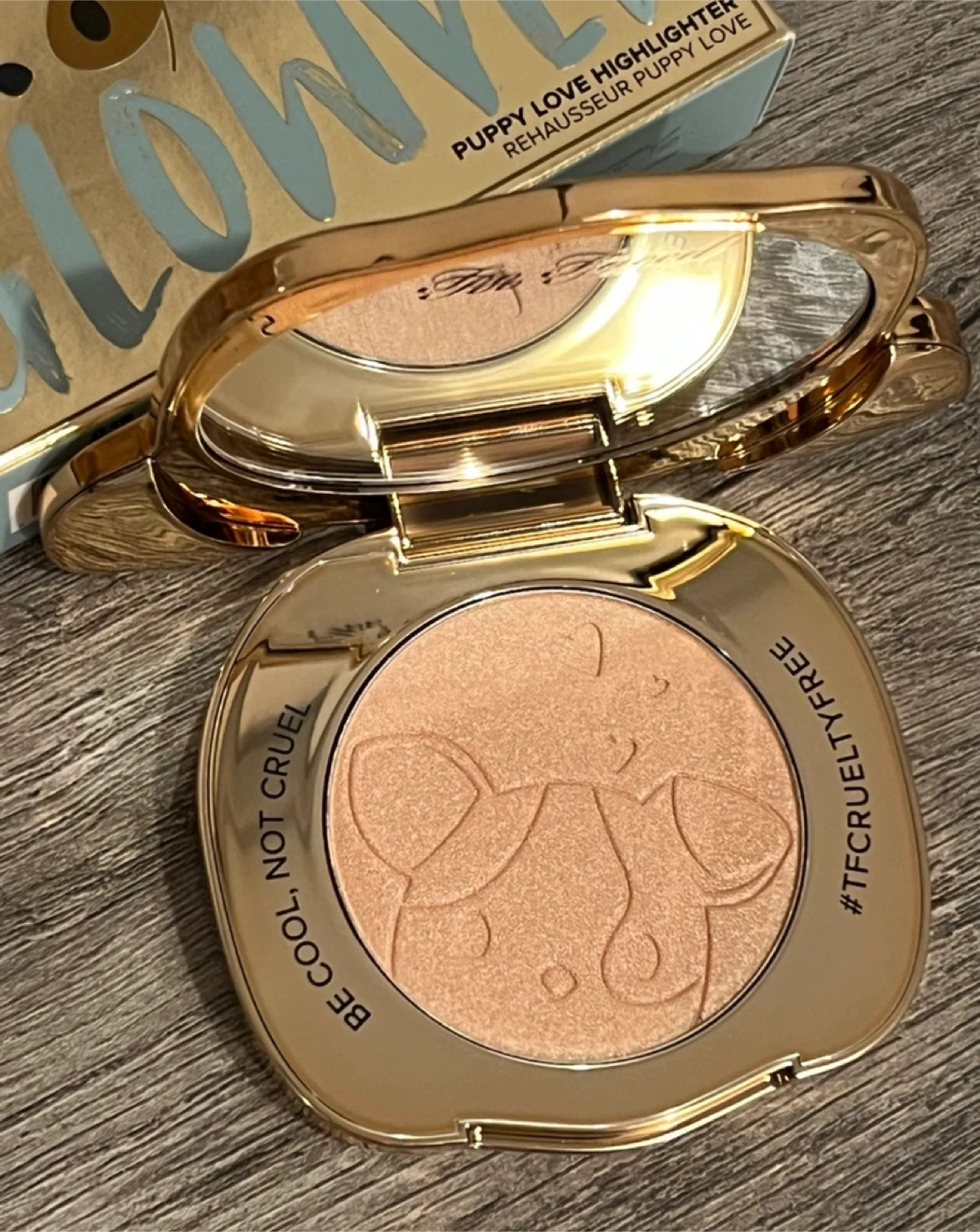 Too Faced Puppy Love Highlighter