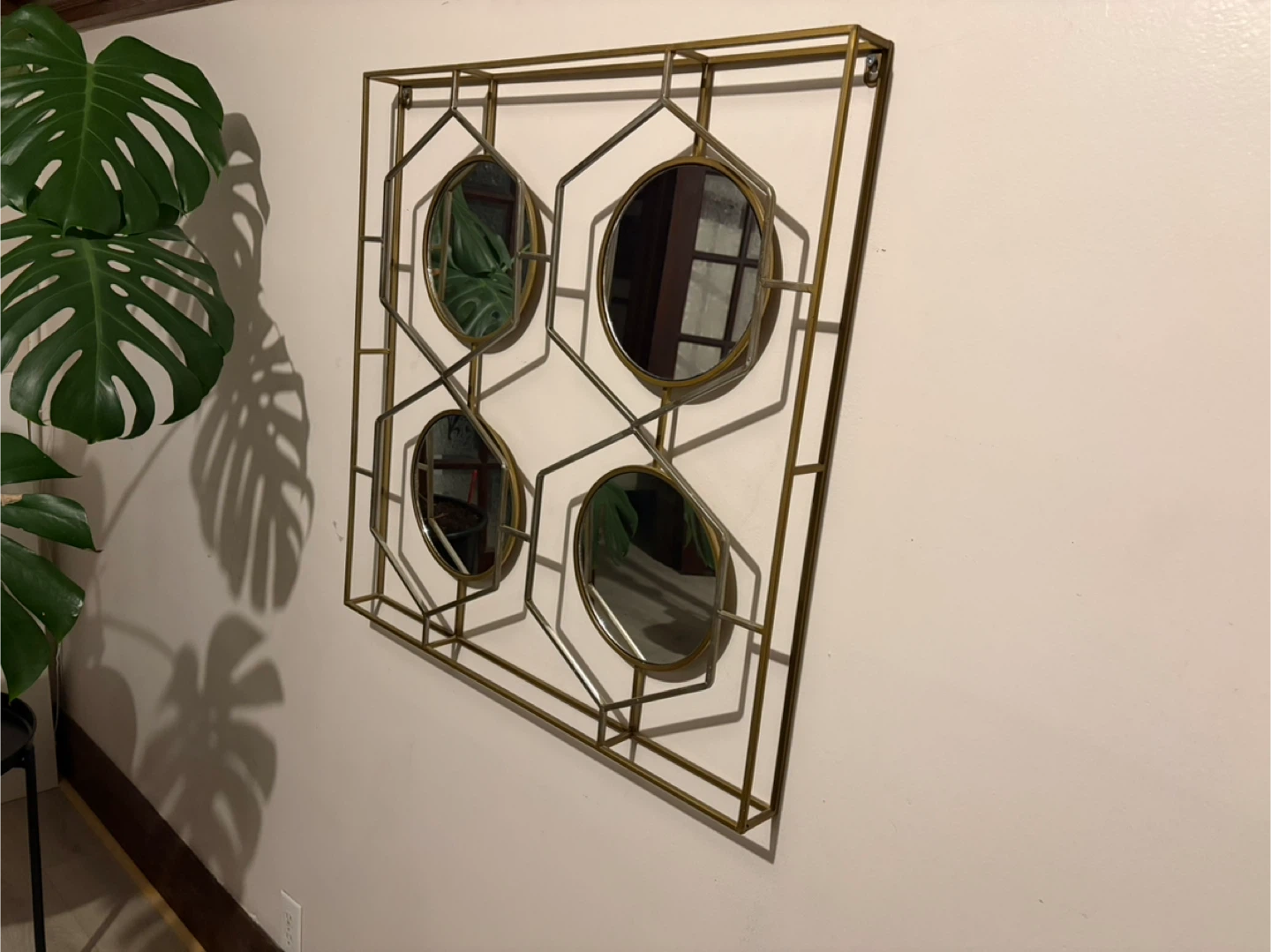 Geometric Gold Wall Mirror with 4 Oval Mirrors