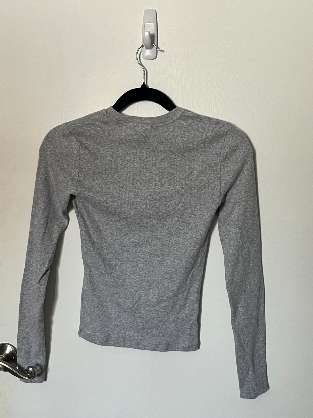 Aritzia Homestretch Grey Ribbed Long Sleeve Top | Women - photo 3