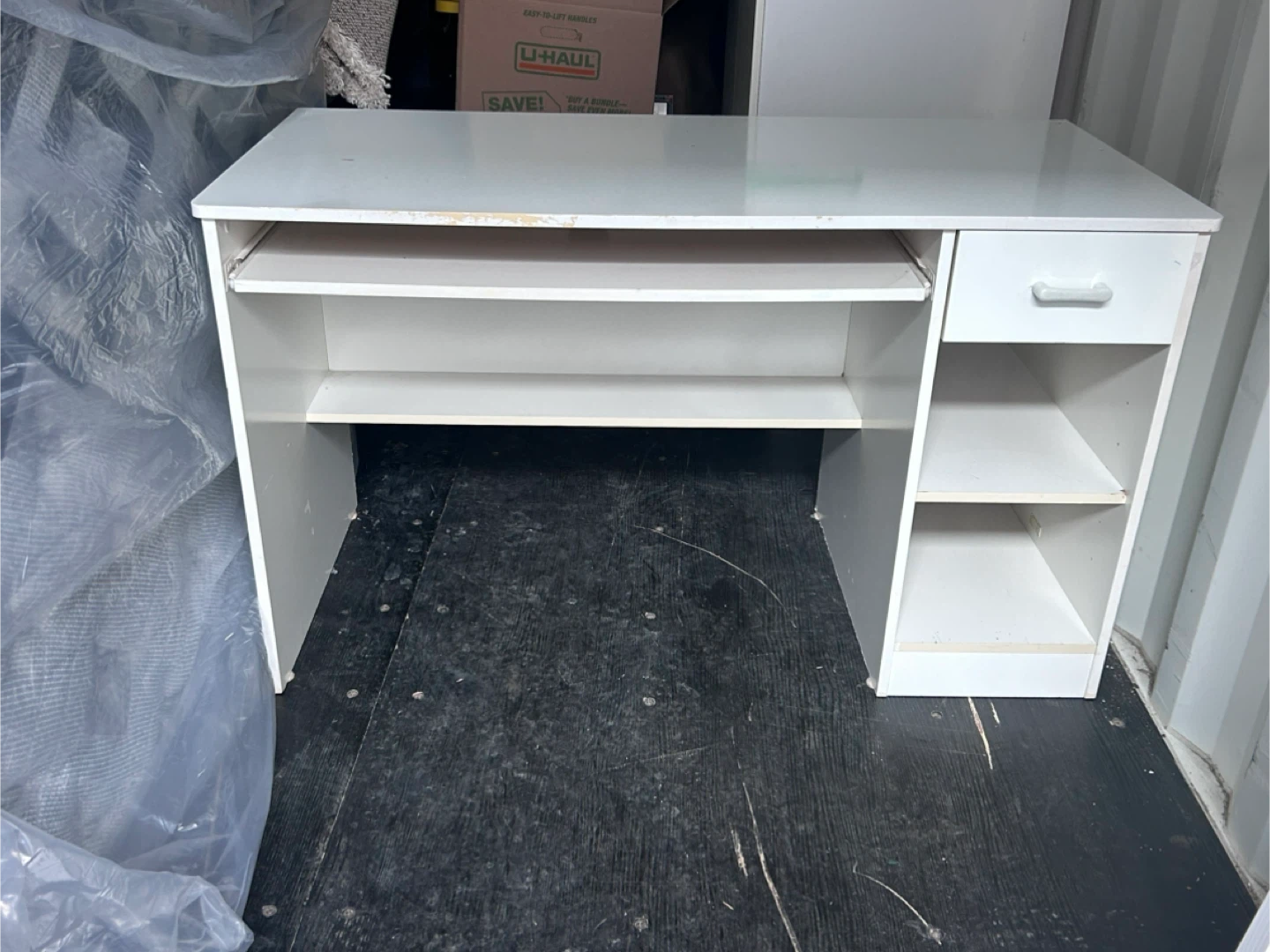 White Desk with Keyboard Tray and Drawer