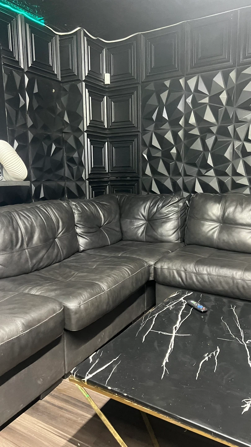 Black Leather Sectional Sofa - photo 5