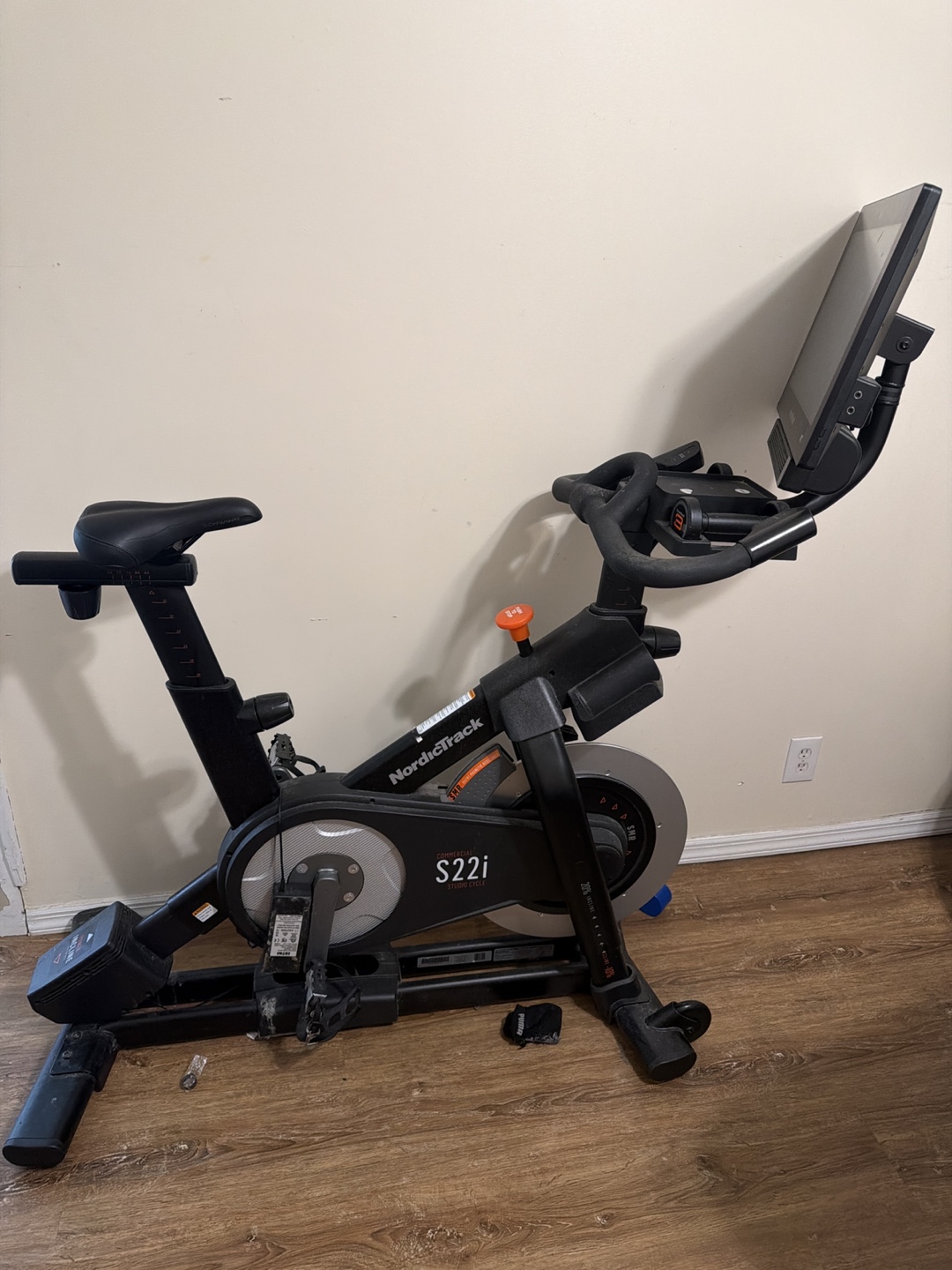 NordicTrack S22i Commercial Studio Cycle