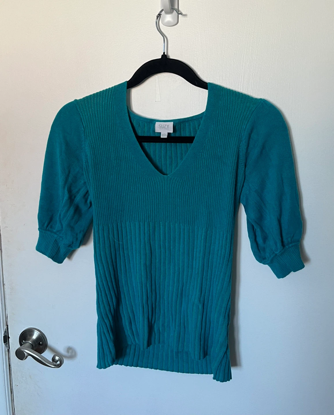 Vintage Ribbed V-Neck Sweater | Women