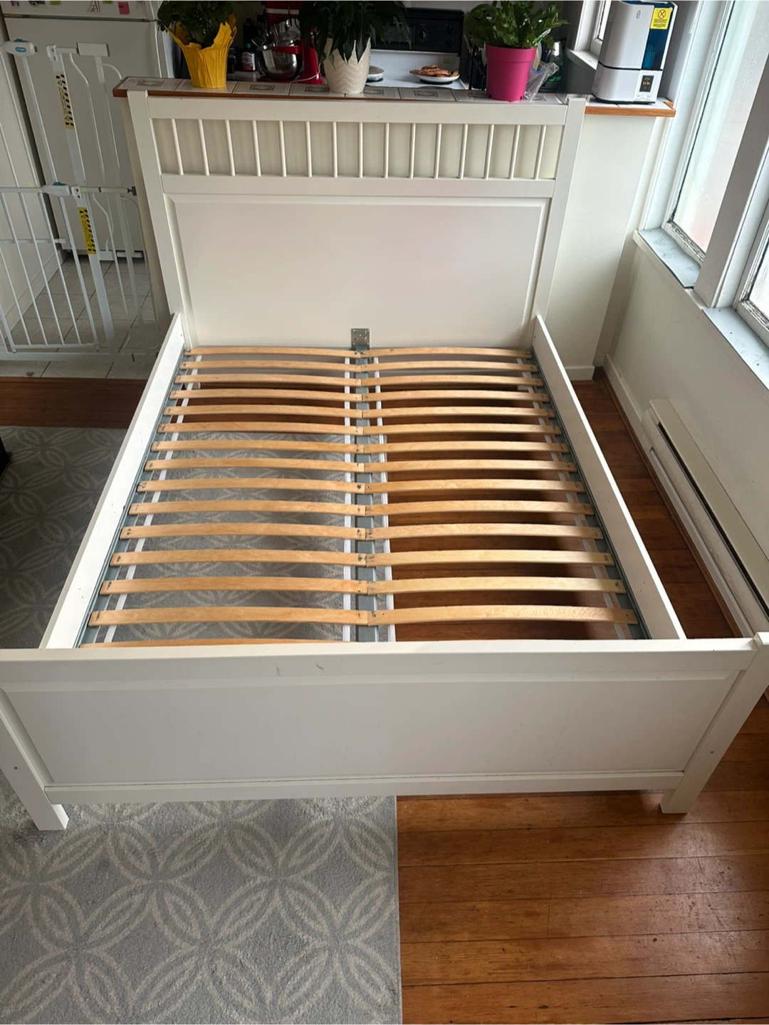 White ikea Queen bed frame *Free Delivery