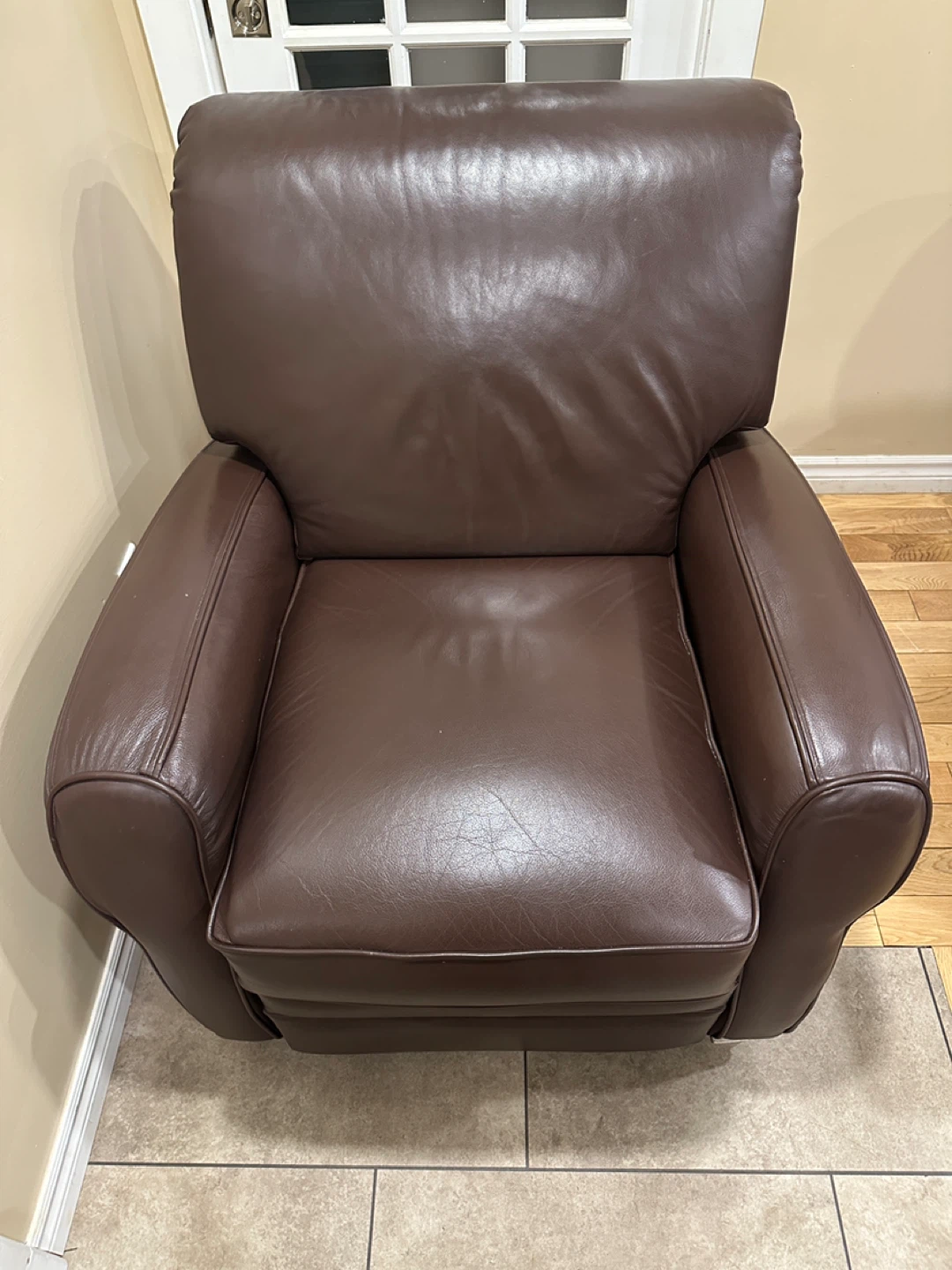 Like New Lane Genuine Leather Push Back Recliner (CAN DELIVER) - photo 2