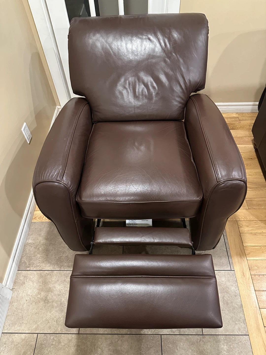 Like New Lane Genuine Leather Push Back Recliner (CAN DELIVER) - photo 3
