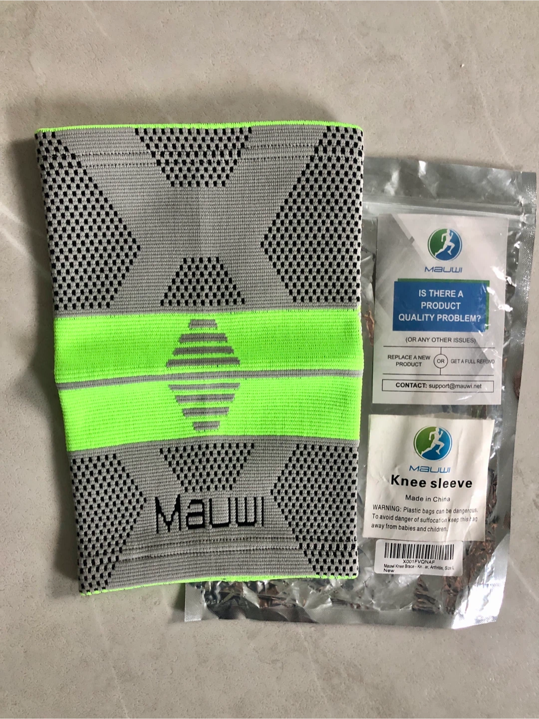 Various KNEE compression sleeves