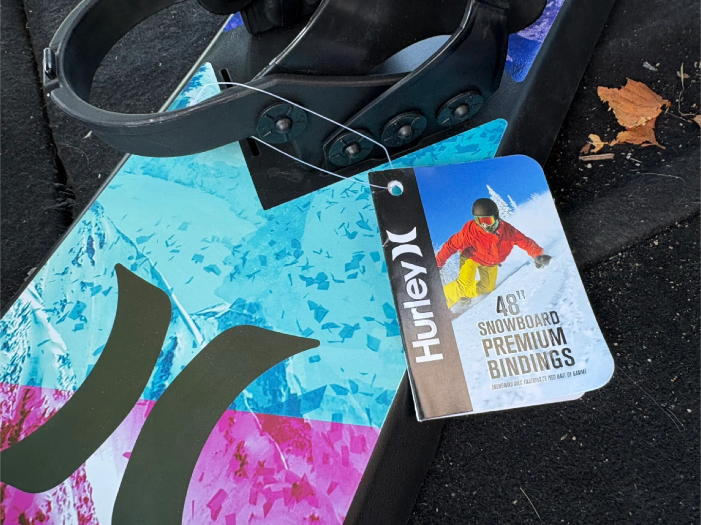 Hurley 48" Snowboard with Premium Bindings - photo 3