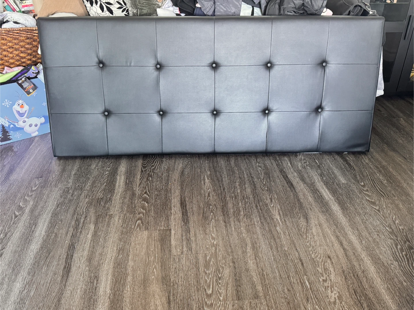 Black Faux Leather Tufted Headboard - photo 2