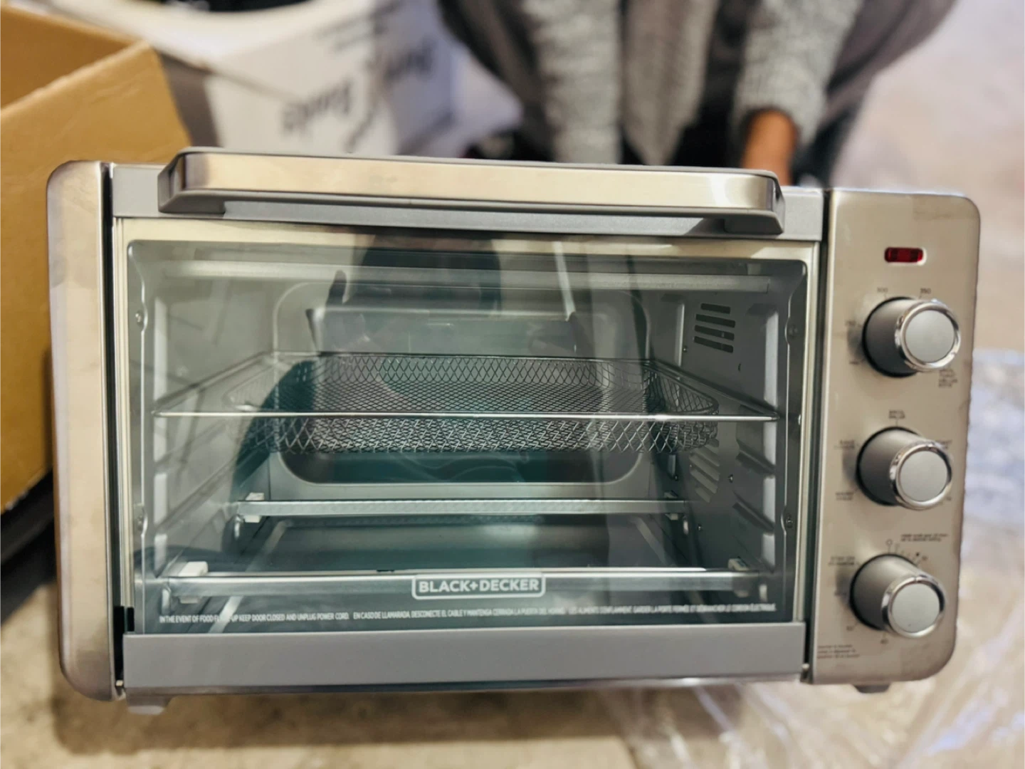 BLACK+DECKER 6-Slice Toaster Oven with Air Fry - photo 2