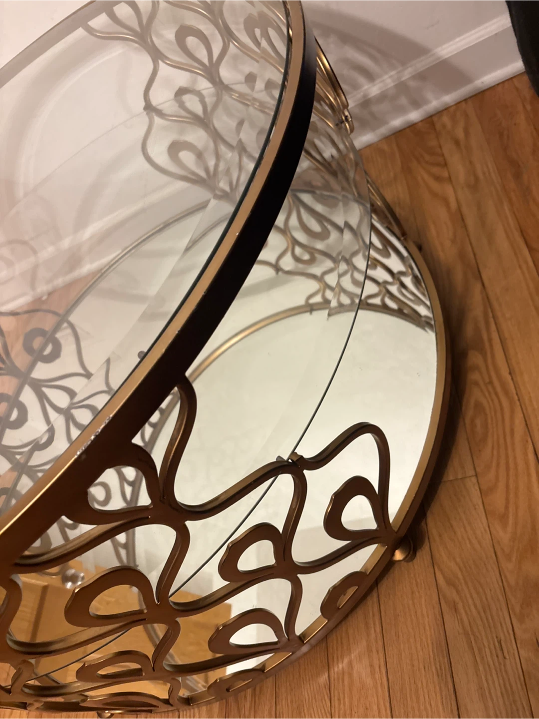 Hammary Bob Mackie Home round cocktail table. - photo 4