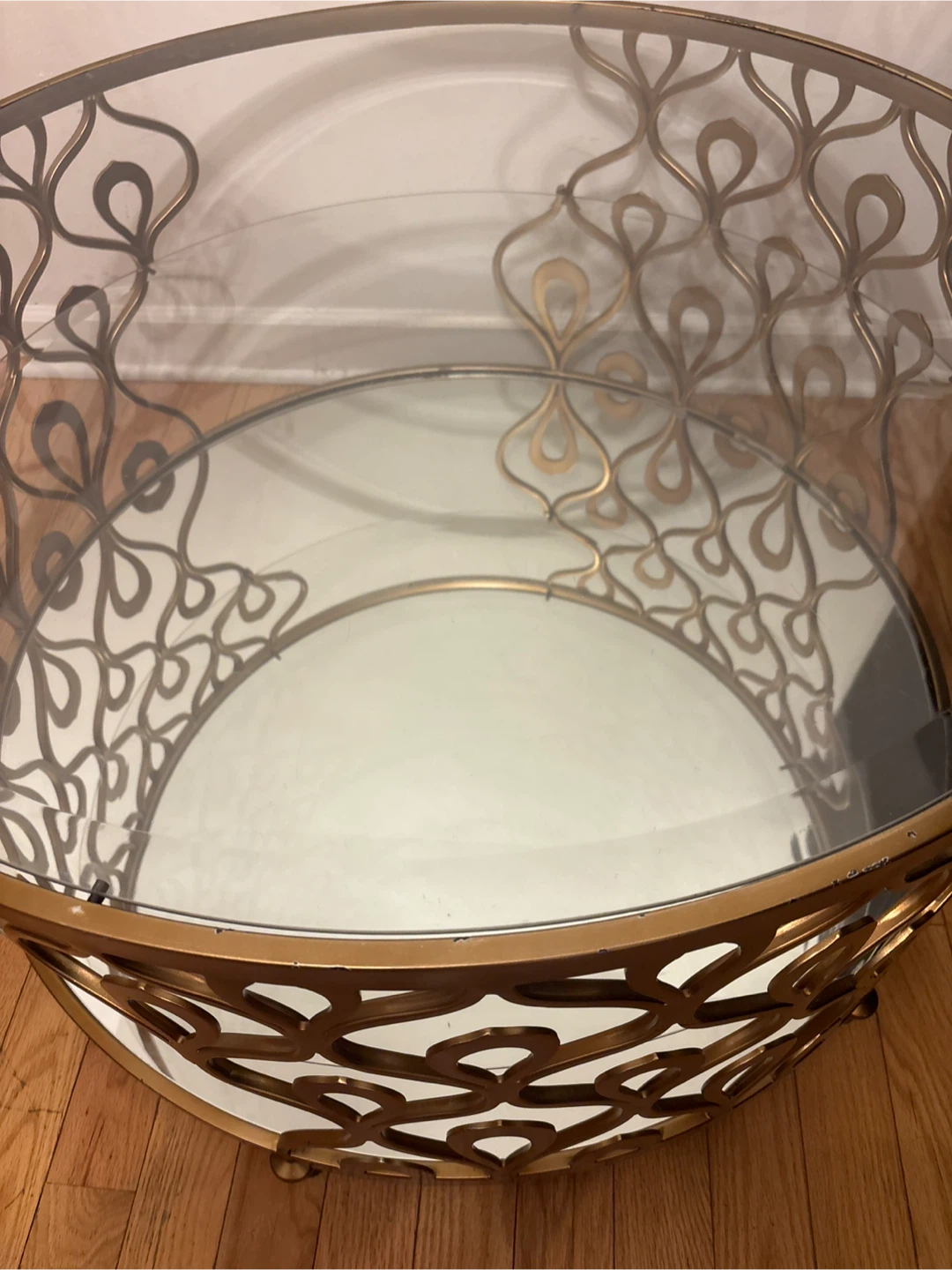 Hammary Bob Mackie Home round cocktail table. - photo 3