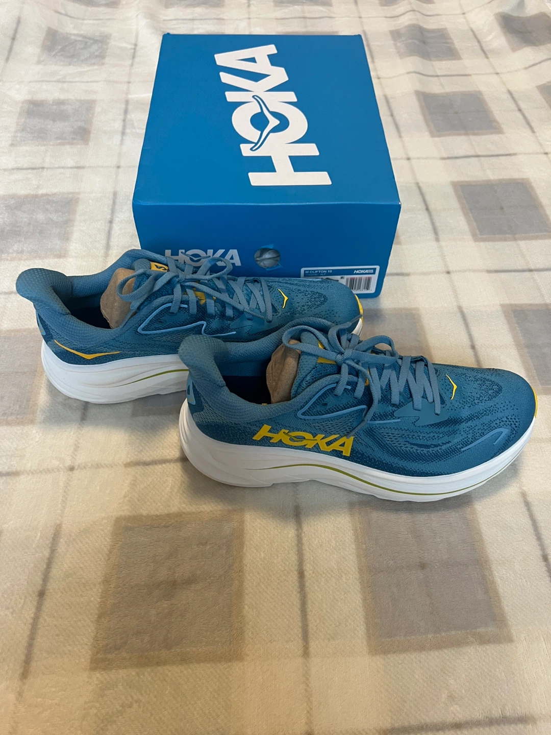 NWT HOKA Clifton 10 Running Shoes - photo 4