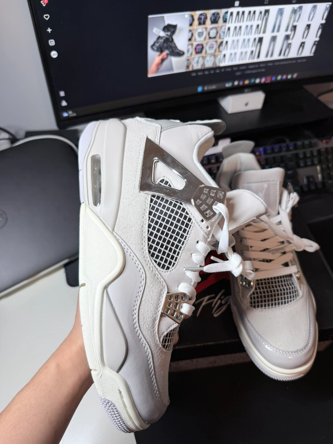 Jordan 4 'Sail' Sneakers